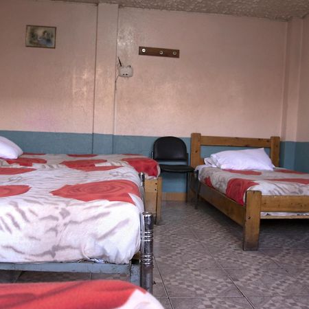 Hostal Carlos Luis 키토 외부 사진