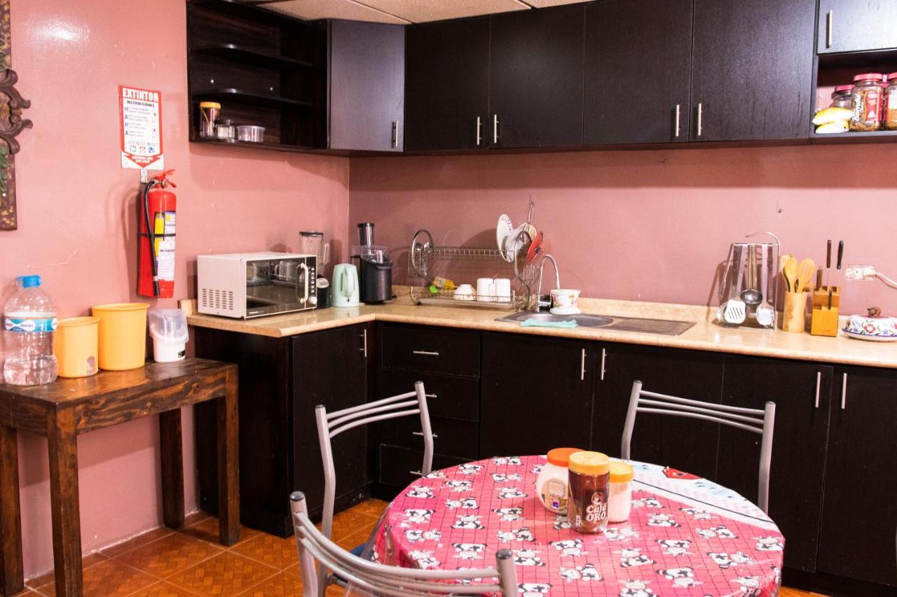 Hostal Carlos Luis 키토 외부 사진