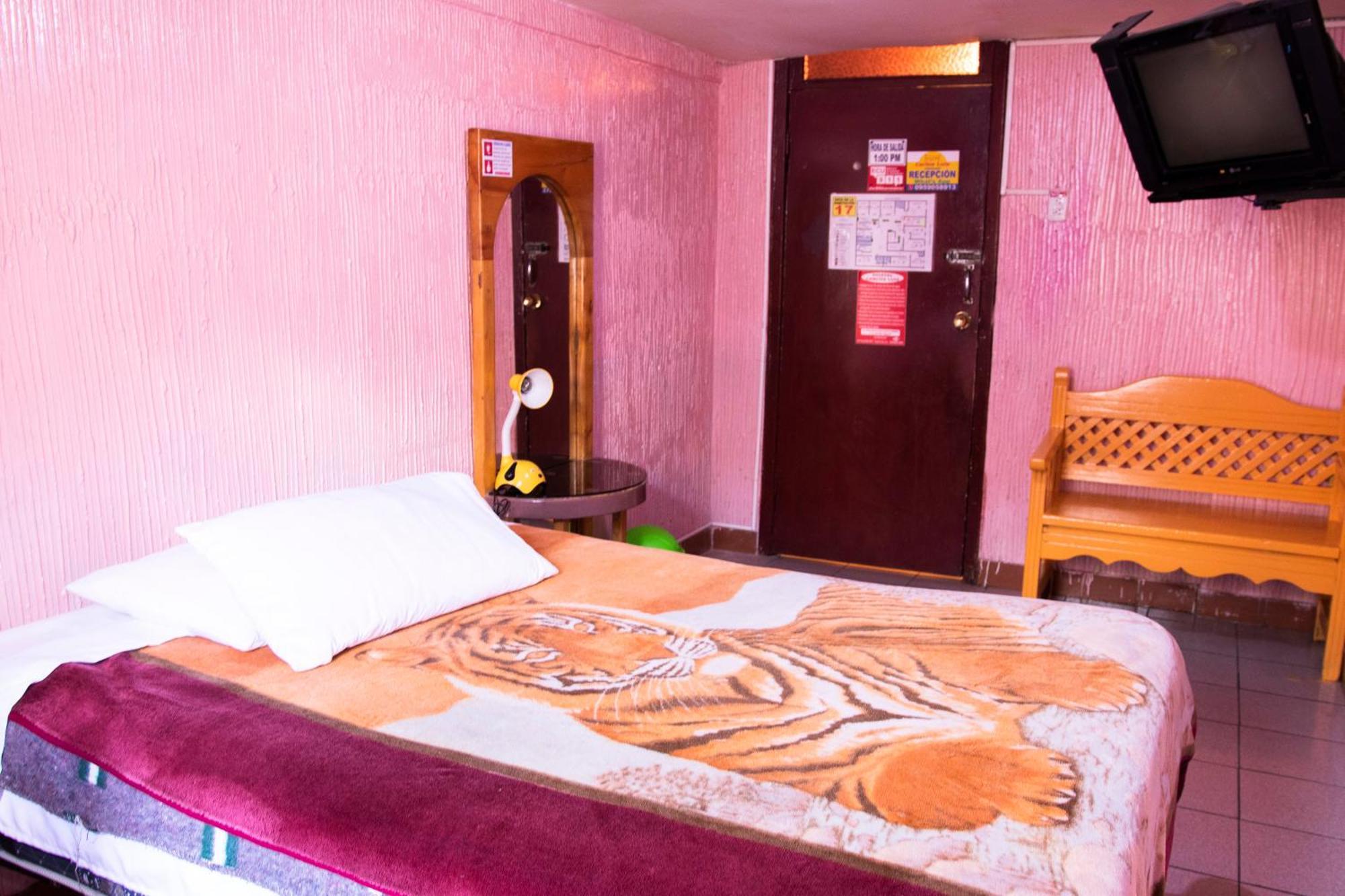 Hostal Carlos Luis 키토 외부 사진